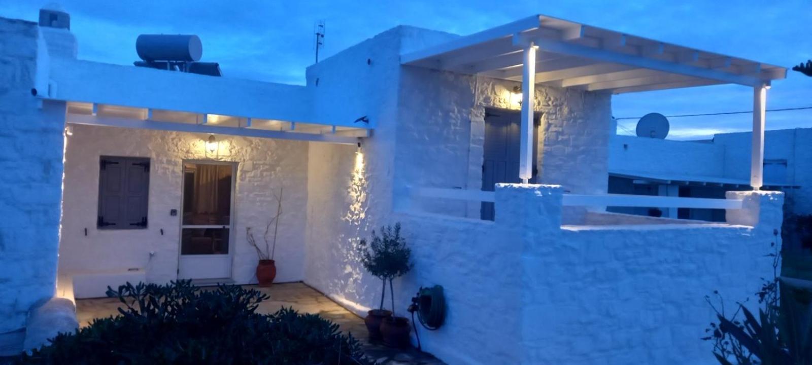Aretousa In Naoussa, Paros *