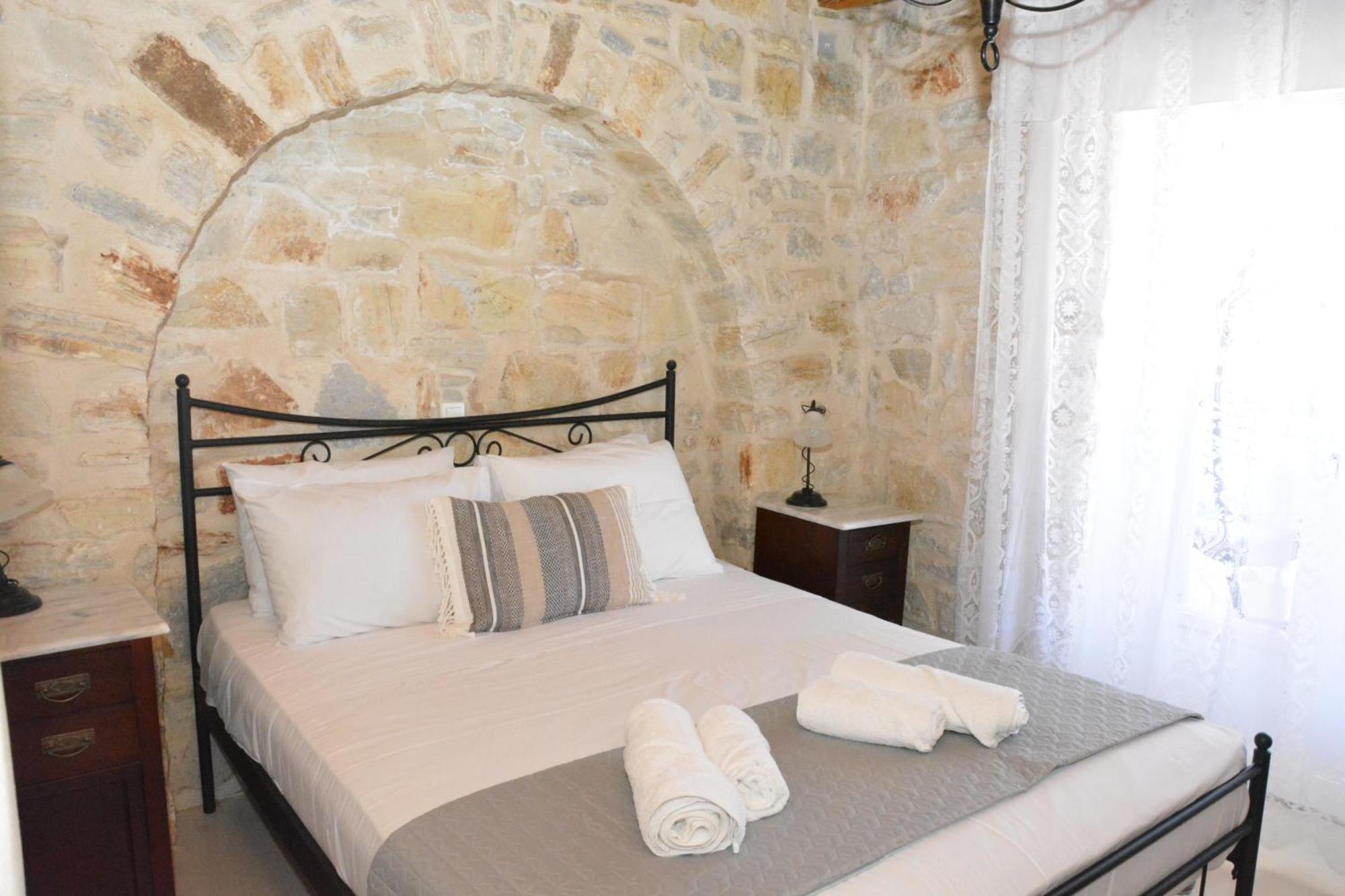 Aretousa In Naoussa, Paros *