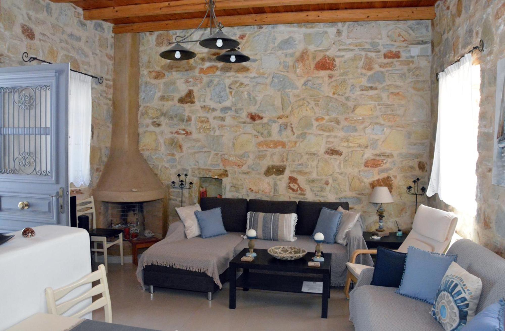 Aretousa In Naoussa, Paros *